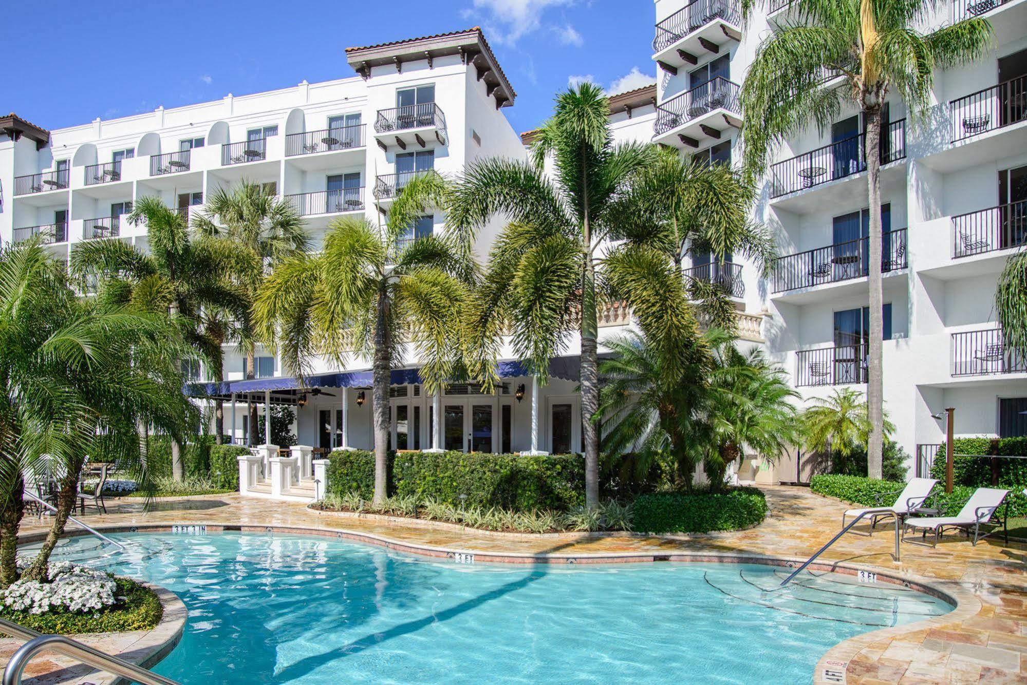 Inn At Pelican Bay Naples Exterior photo